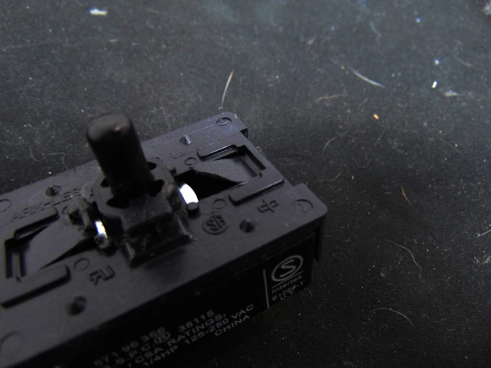 Speed Queen 洗衣机 AWN432SP113TW04 温度开关 35115 — 第 2/3 张图片