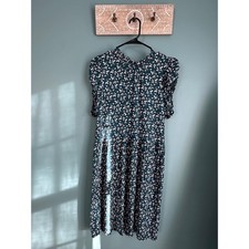 Loft Women's Flutter Sleeve Floral Swing Knee Length Dress
