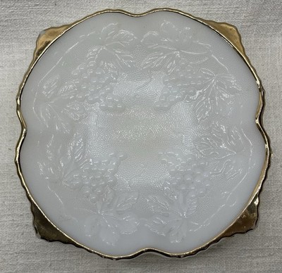 Vintage Anchor Hocking Milchglas Goldrand Schale mit Trauben-Relief 25,5x25,5cm