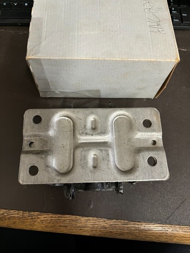 Buick Apollo & Chevrolet Impala SS Engine Mount #2292 - Bild 2 von 3