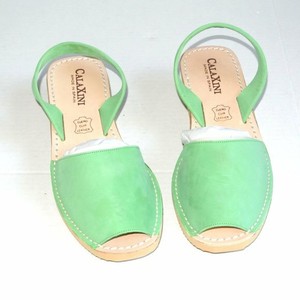 simply perfect wedges