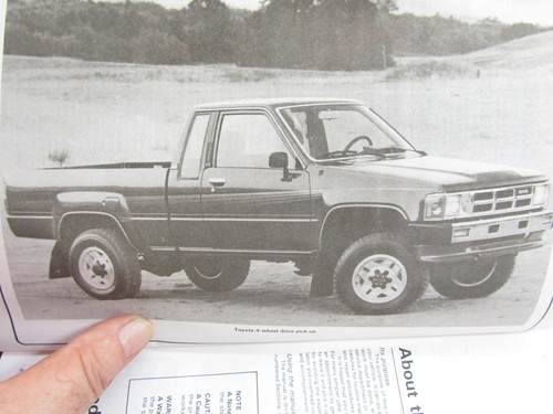 HAYNES TOYOTA PICK-UPS & 4-RUNNER 1979 - 1994 REPAIR MANUAL 94-078741 jh - Picture 6 of 10