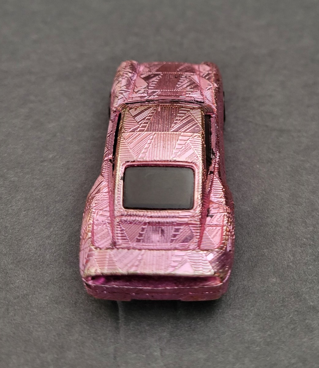 ホットウィール ポルシェ 959 グリーム チーム エディション ピンク 1987 Hot Wheels Pink Porsche 959 Sports Gleam Team Pink Chrome