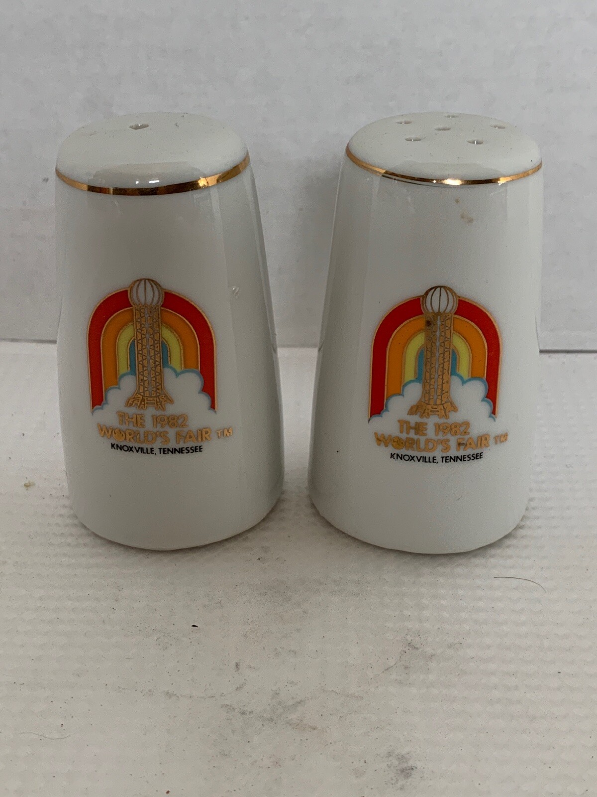 Vintage Ceramic 1982 Worlds Fair Pair Knoxville, TN. Salt And Pepper