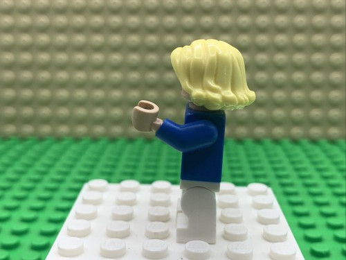 Lego Stranger Things Eleven Minifigure 75810 The Upside Down st001 - Picture 2 of 5