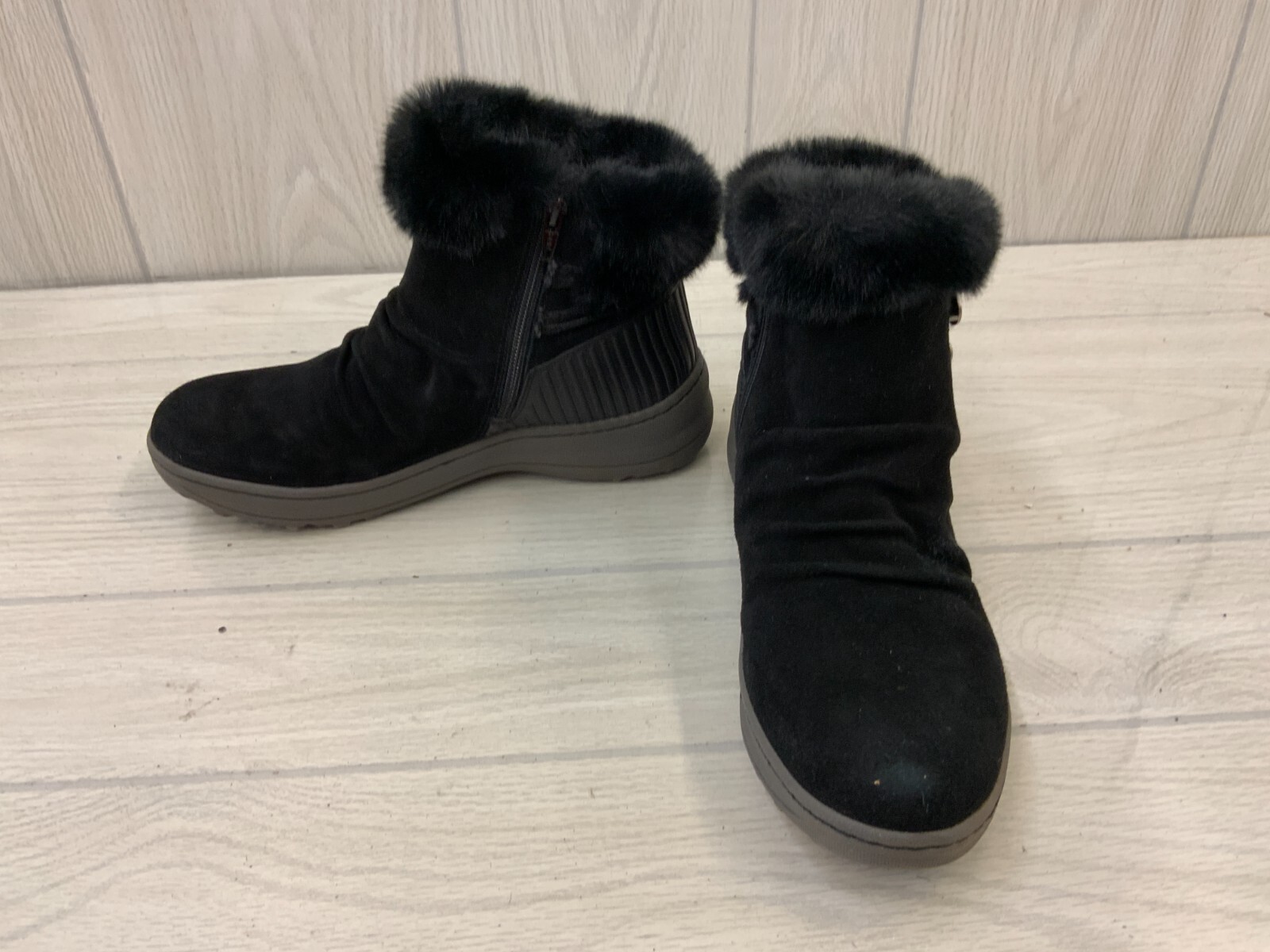 Baretraps Adelina Bootie, Women's size 