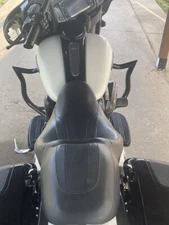 BLACK ENGINE GUARD HIGHWAY CRASH BAR 4 TOURING HARLEY ROAD KING GLIDE 2009-25