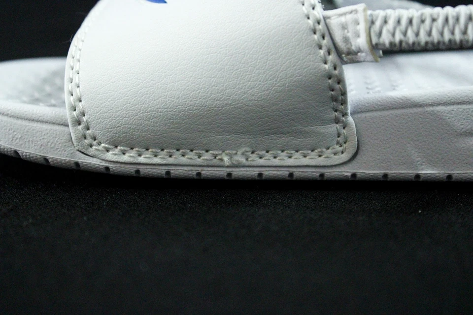 Sandalias ligeras Champion súper deslizantes para niños pequeños LB3 blancas EE. UU.:10 UK:9,5 EU:27 Foto 4 de 4