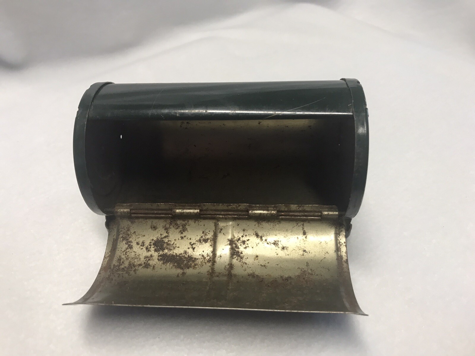 Vintage BOBBET Metal Bait Box MFG by Walter S. Cole, Beaver, Wis. FREE