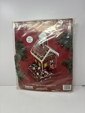 Janlynn Christmas Gingerbread House Tissue Cover Candy Dish Plastic Canvas Kit