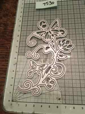 Tonic Studios Climbing Butterflies Die Set Ref7530 **SALE**