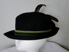 Ancien Chapeau Tyrolien noir avec Plume Costume d'époque Vintage