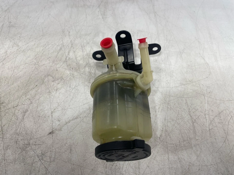 Se adapta a TOYOTA 4RUNNER 2010-2024 4,0 L depósito de dirección asistida con soporte OEM Foto 3 de 4