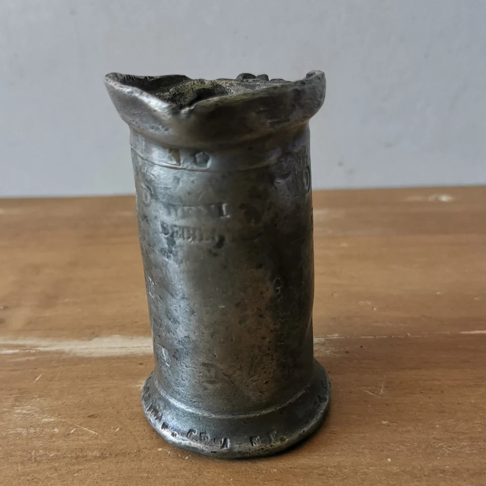 A193/ Mesure en étain ancienne, multiples poinçons ! 18 ème ?  - Photo 2/4