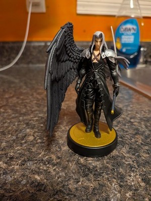Nintendo Super Smash Bros. 7.5 in Amiibo Sephiroth Action Figure (NVLCAADV)
