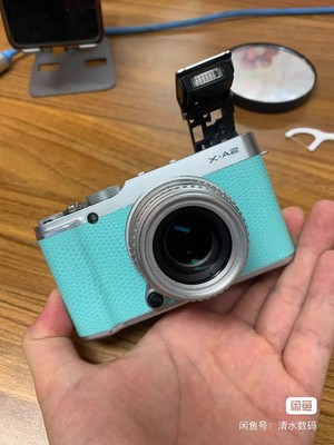 Fujifilm X-A2 XA2 16.3MP Mirrorless Digital Camera w/35mm f1.6 MF Lens Blue