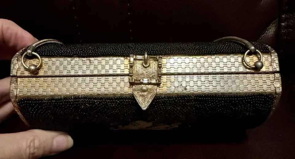 Винтажный 1940-х годов миниатюрный точка цветочный бисер и вышитая вечерняя сумочка - Изображение 4 из 4