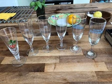 Vintage  Cocktail Glasses  x 6 - Prop