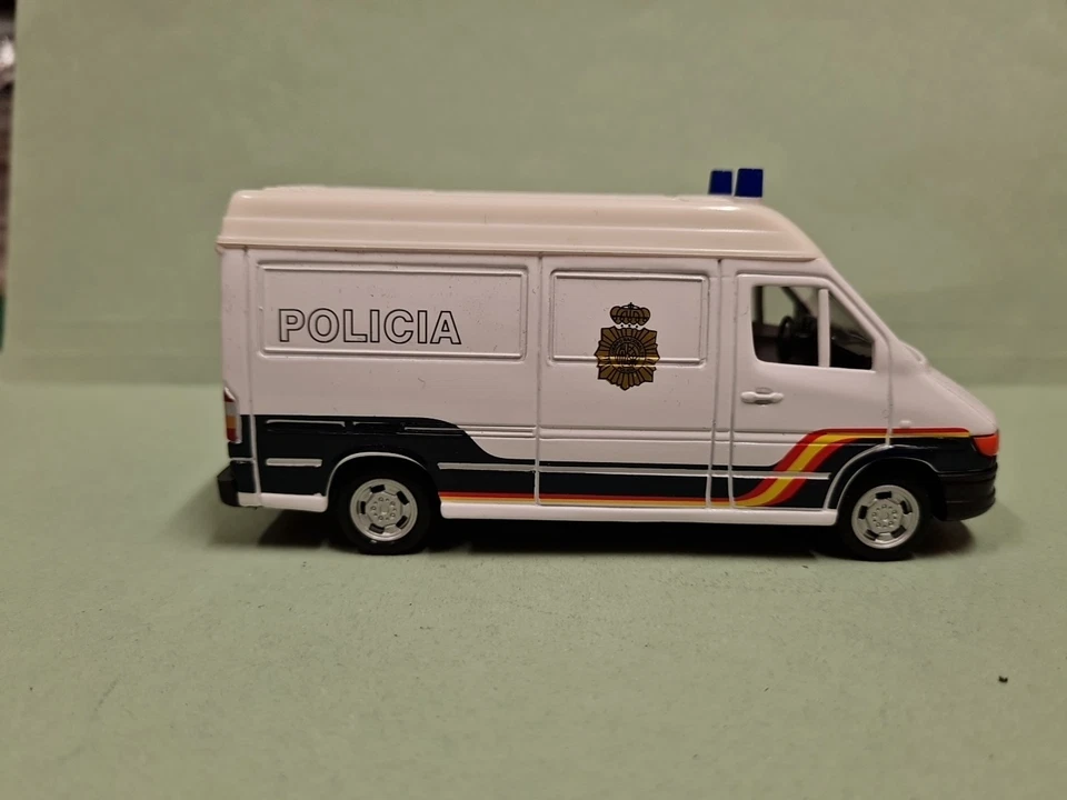 HONGWELL FURGONE MERCEDES BENZ POLICIA SPAIN SPAGNA SCALA 1/43  - Immagine 2 di 4