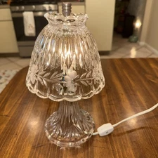Vintage Princess House Fairy Lamp, Boudoir, Lead Crystal, Etched Flowers *Works*