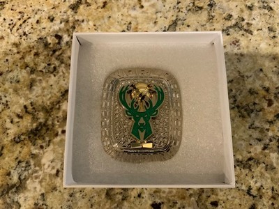 2021 JASON OF BEVERLY HILLS OFFICIAL MILWAUKEE BUCKS CHAMPIONSHIP  PAPERWEIGHT