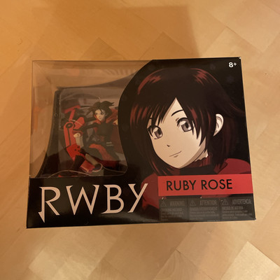 *NEU + VERSIEGELT* RWBY Ruby Rose Figur Hahn Zähne McFarlane Toys Serie 1