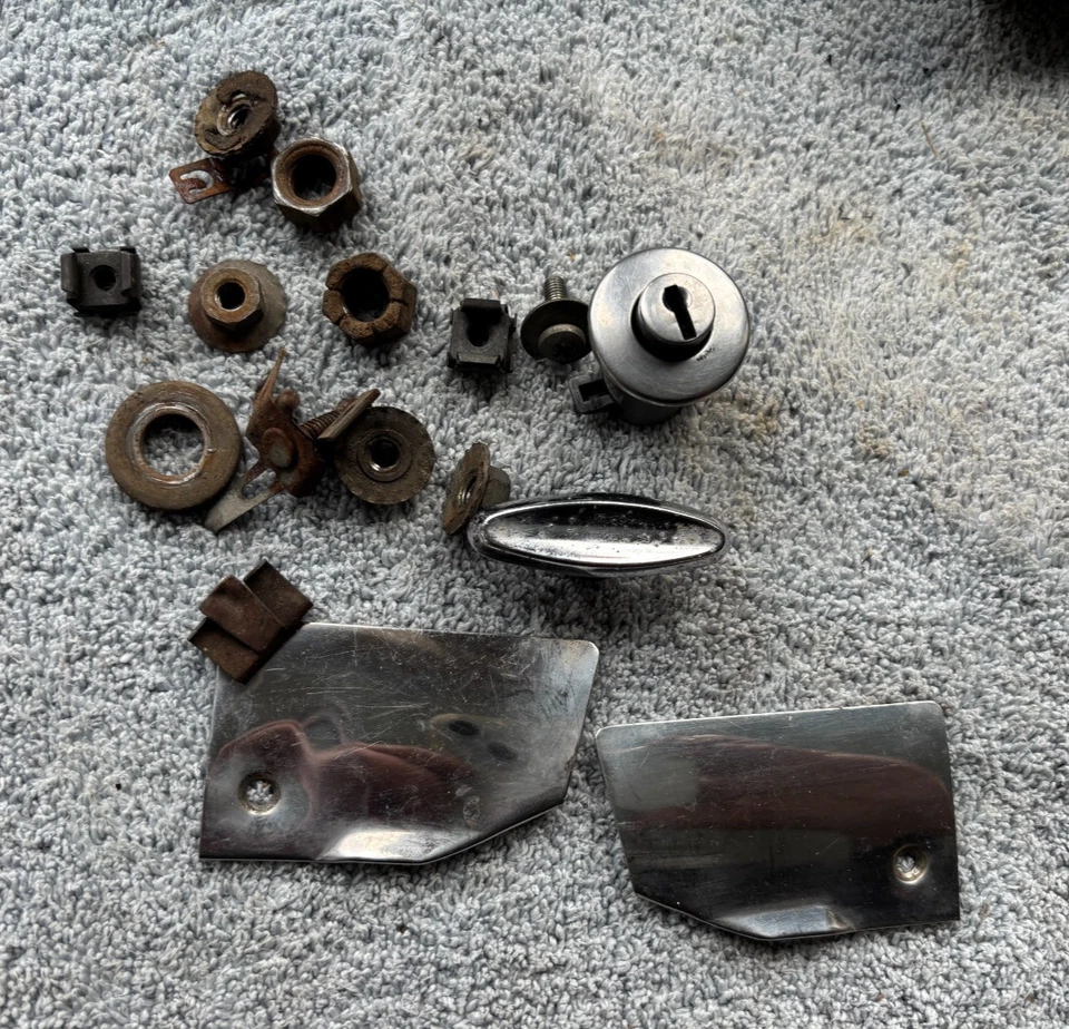 Pontiac Catalina Bonneville 1961 Asst. PIEZAS INDICADOR DE VENTILACIÓN CALENTADOR ESPEJO REMOTO Foto 4 de 4