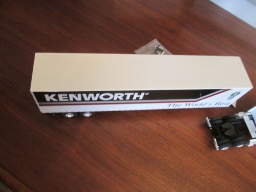 Eligor 1/43 The World's Best Kenworth T2000 Semi & Box Trailer Diecast Metal NOS - Bild 11 von 20