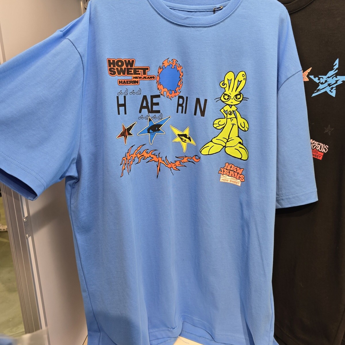 How Sweet Tシャツ(BLUE) new jeans ニュージーンズ New Jeans How Sweet Tシャツ(BLUE) サイズXL