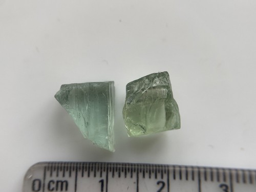 Exclusive 1.9g Facet Grade Natural Green Beryl Rough Gemstone From Madagascar - Picture 2 of 4