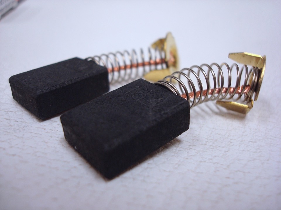 Spazzole Motore Elettrico Makita CB153 Carbon Brushes For 2400B 2414 2414K 2704 4110C 4157KB 2702 Carboncini Per - Foto 6