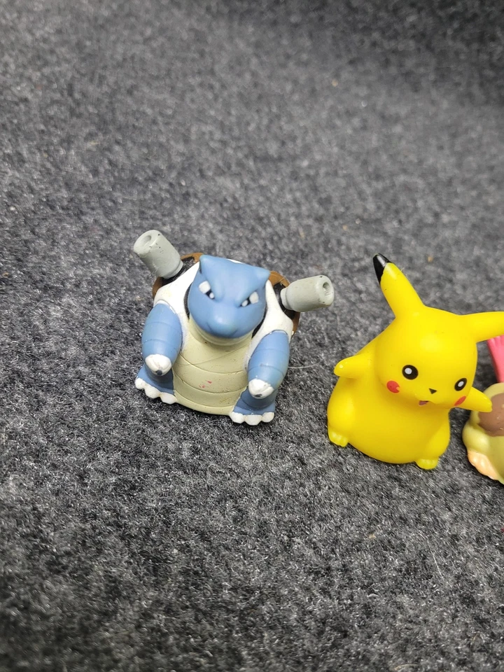 Juego de figuras vintage 1999 Pokemon Roller Ball Pikachu Bulbasaur Blastoise Pidgeot Foto 2 de 4