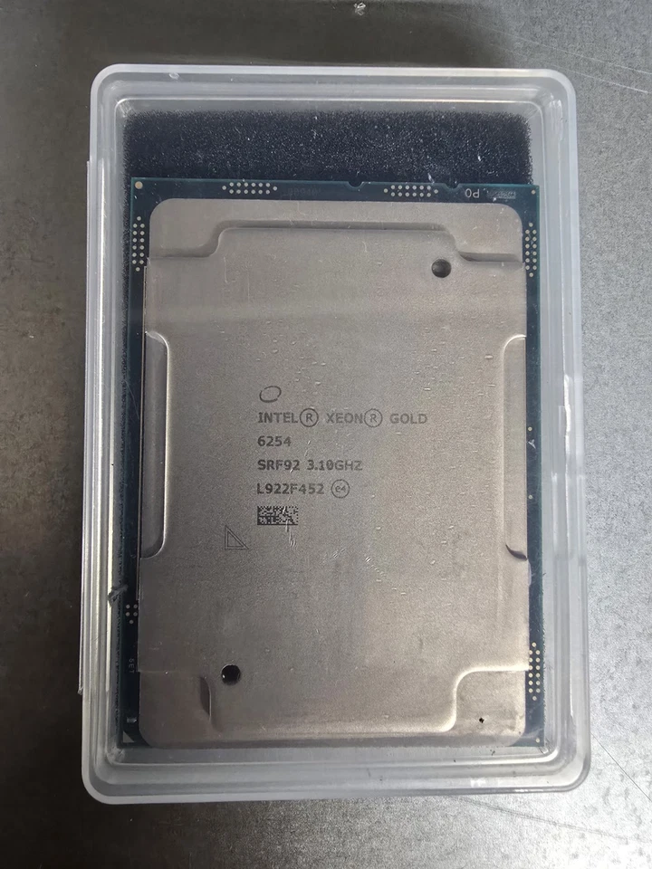 PROCESADOR INTEL XEON 6254 | 3,10 GHZ | SRF92 Foto 3 de 3