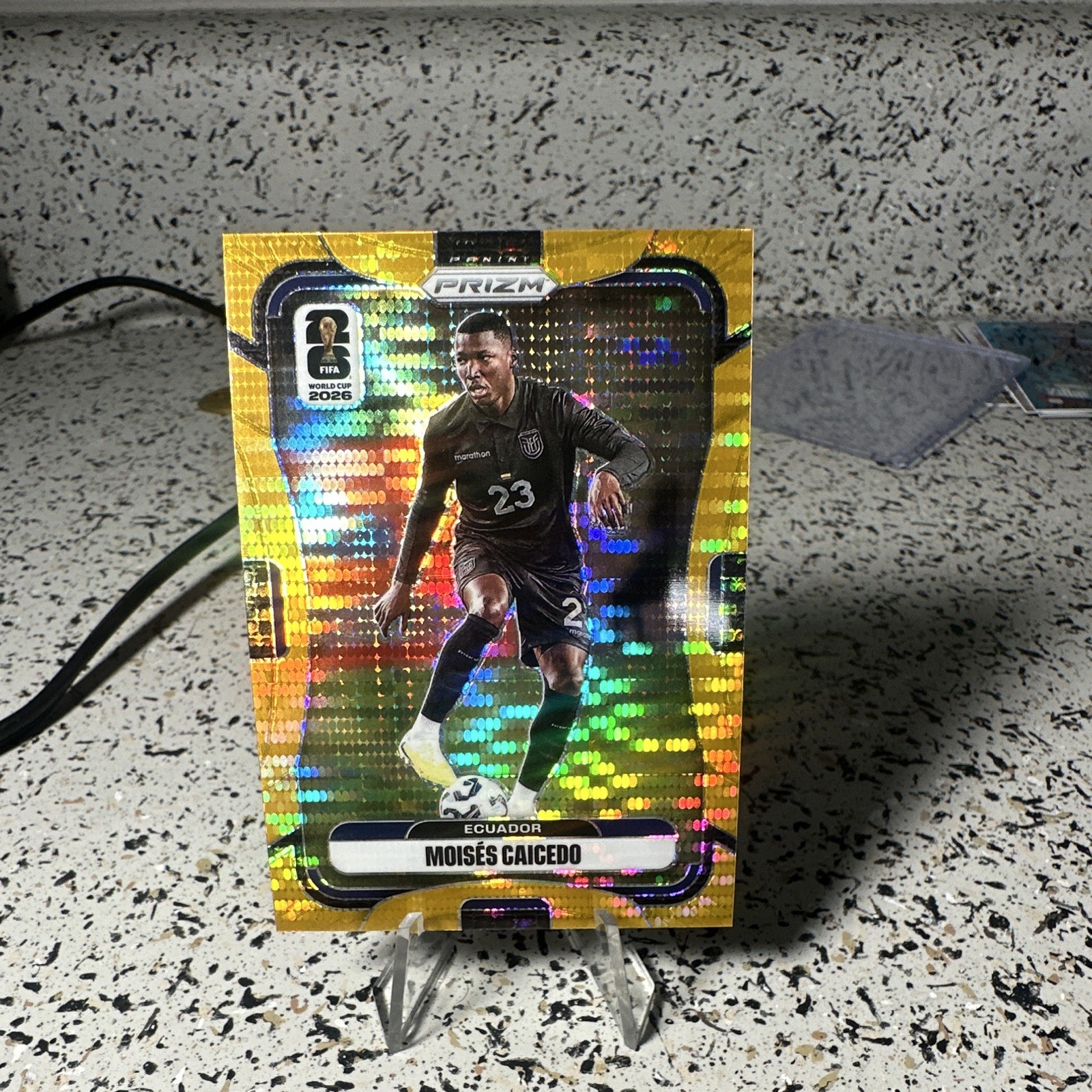 Panini Prizm 2026 FIFA World Cup Moisés Caicedo Ecuador #210 Preferred Gold /10 view 1