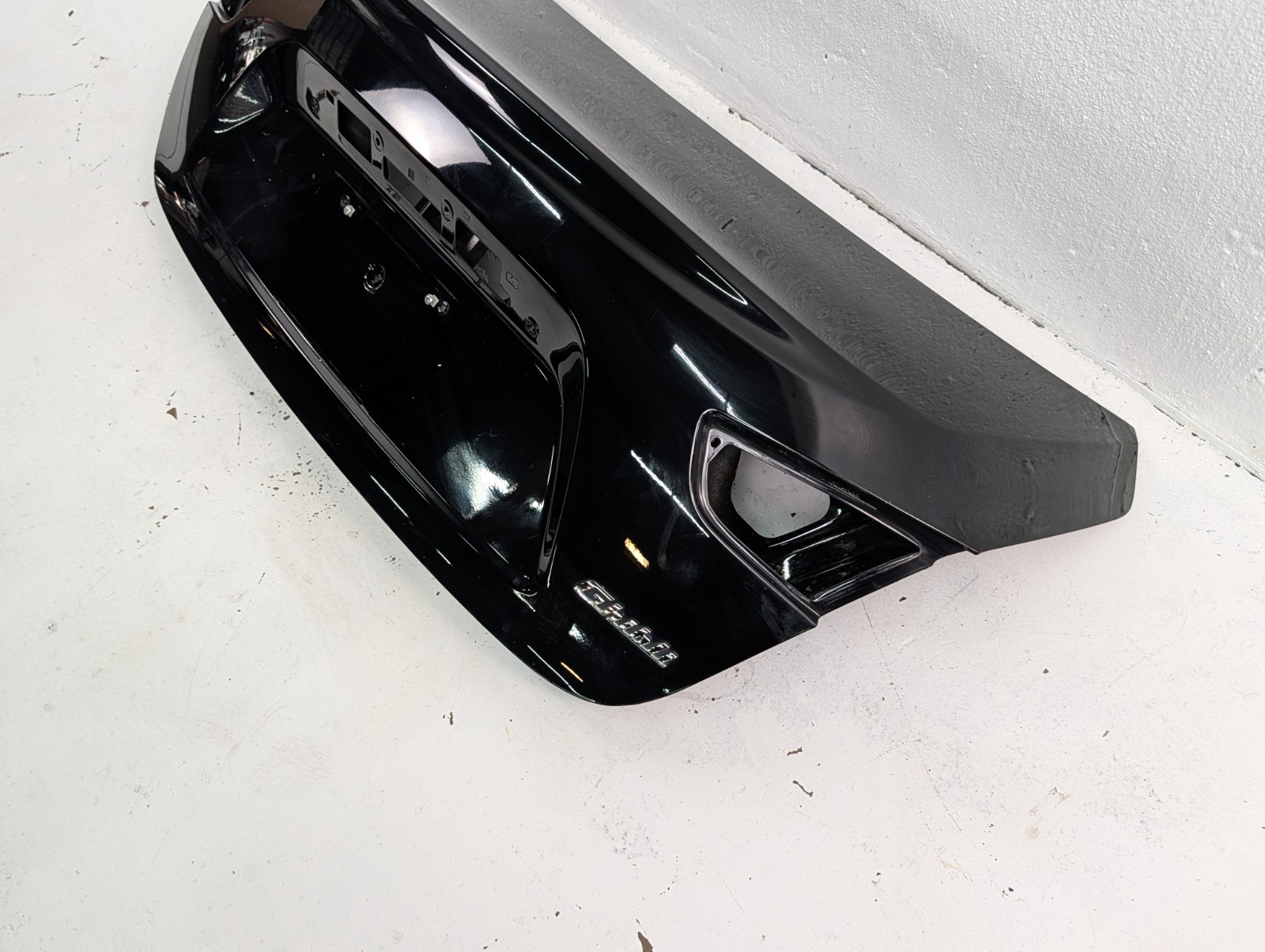 Maserati Ghibli 2014-2020 Rear Right Trunk lid panel
