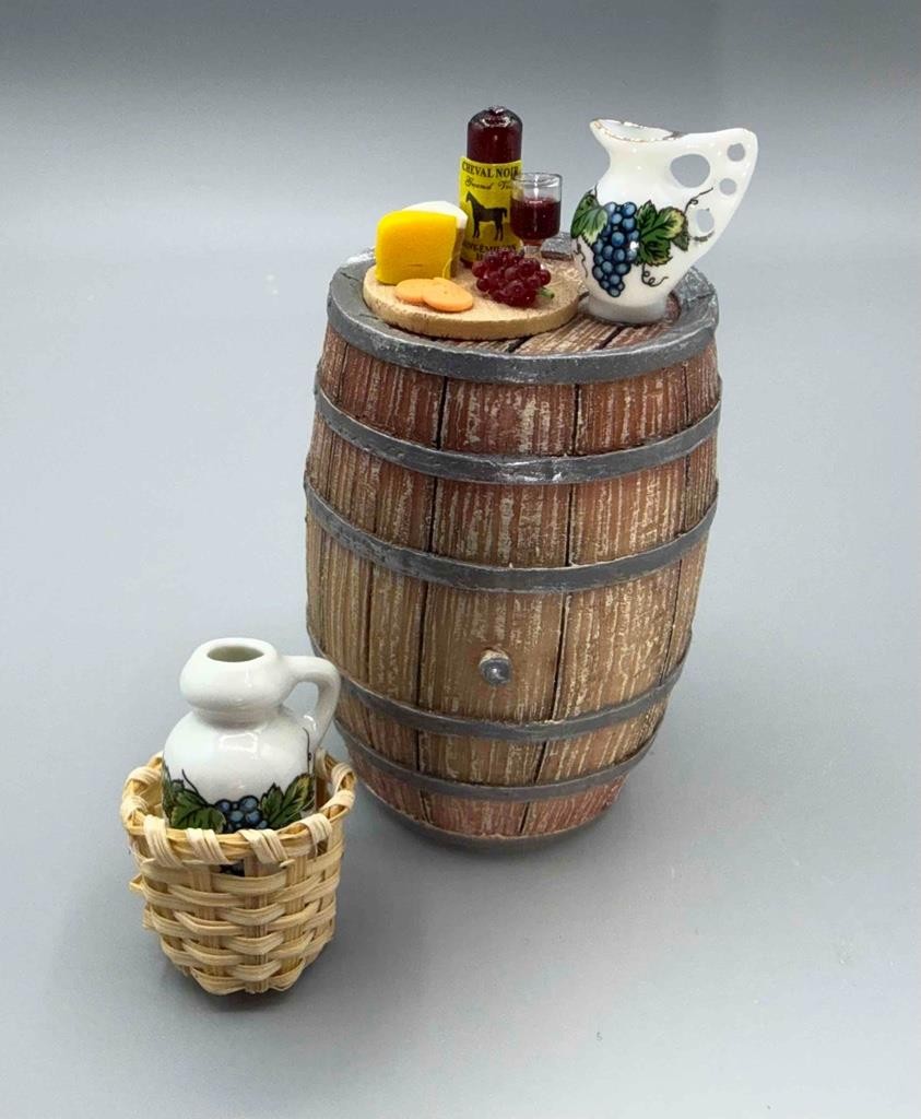 MINIATURE DOLLHOUSE 1:12 SCALE REUTTER WINE SET ON BARREL - 1.857/1