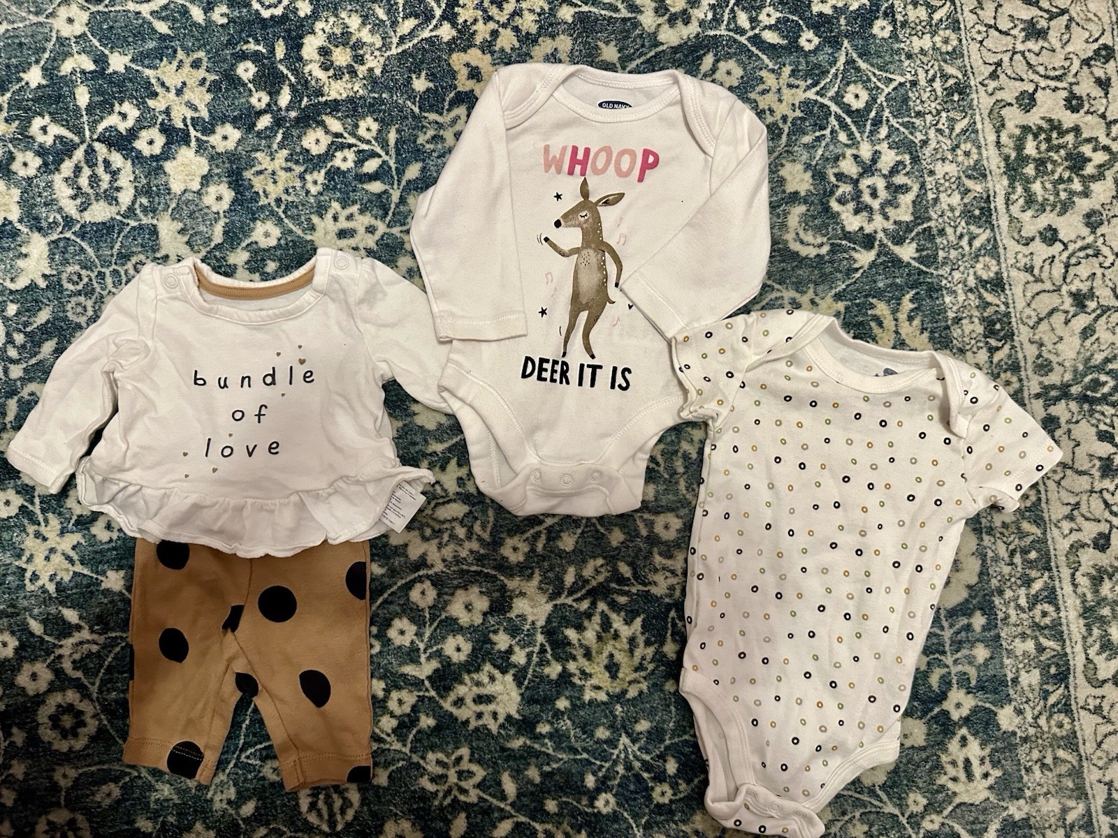 Baby Girl Newborn Clothing Bundle – 3 Outfits (Bodysuits & Pants) – Size Newborn