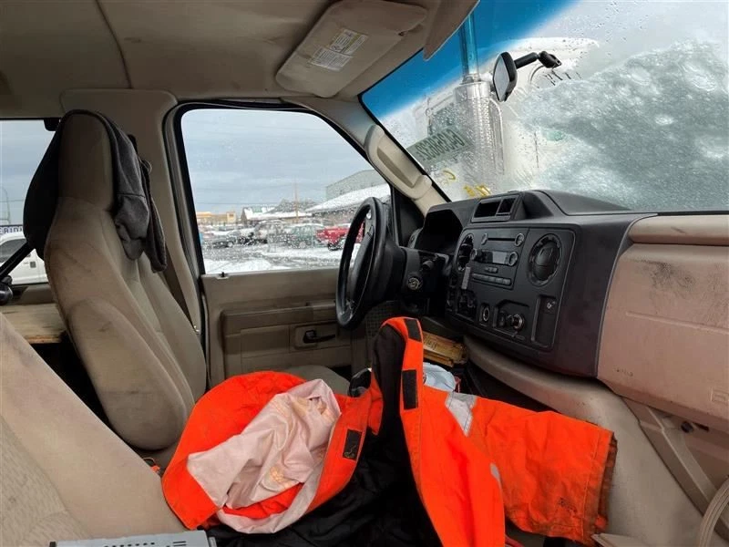 Filtro de aire 4,6 L para camioneta Ford E150 09-10 19706447 Foto 4 de 4