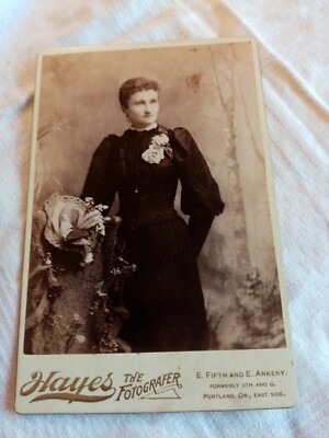 Schrankkarte, Smart Woman, um 1890, von Hayes of Portland Oregon