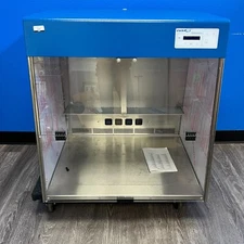 VWR 10783-132 PCR Workstation Hood with UV Air Recirculator Twin Decontamination