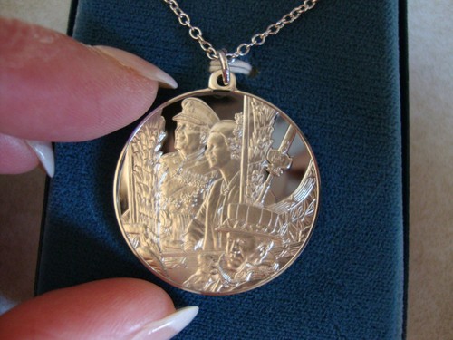 QUEEN ELIZABETH II SILVER JUBILEE 1952 
