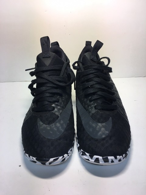 nike hypervenom sneaker