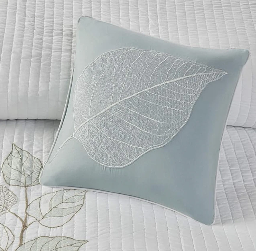 Madison Park Caelie 6 Piece Embroidered Quilt Set with Throw Pillows NWT - Image 3 of 4