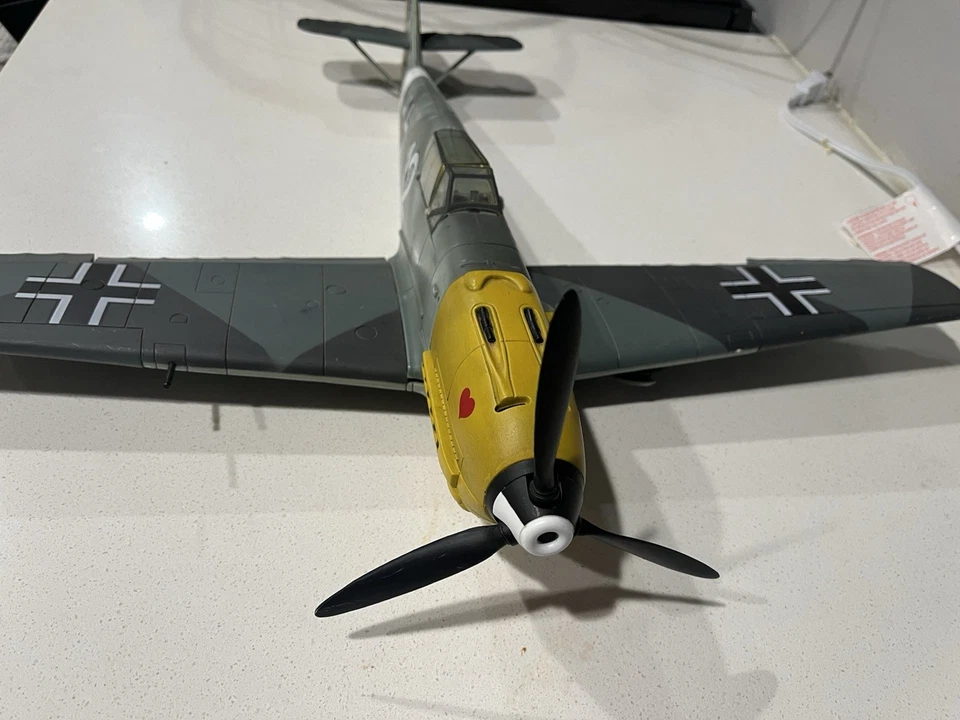 21 Century Toys Spitfire MK. Aviones de colección VIII/IX Foto 3 de 4