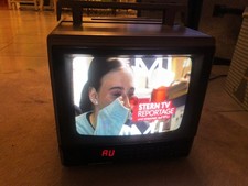 Nordmende Color 3510, tragbarer Farbfernseher, selten , funktioniert