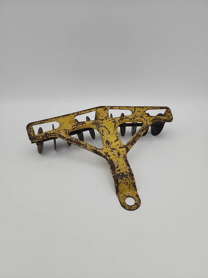 Lote de 4 implementos de tractor vintage Arcade, Marx, Dinky Toys - Hierro fundido prensado Foto 2 de 4