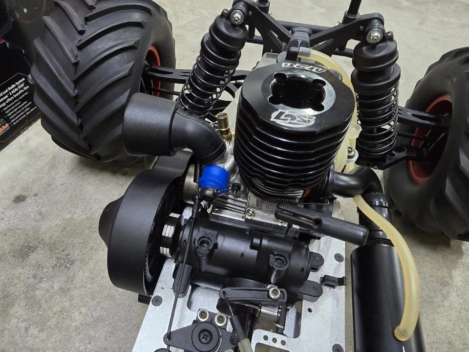 Losi LST or Aftershock 1/8 RC R/C Nitro Monster Truck Raminator  - Image 2 of 4