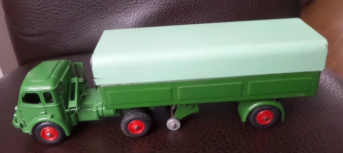 Camion Jouet CIJ - Tracteur Routier Renault Avec Grue - Métal