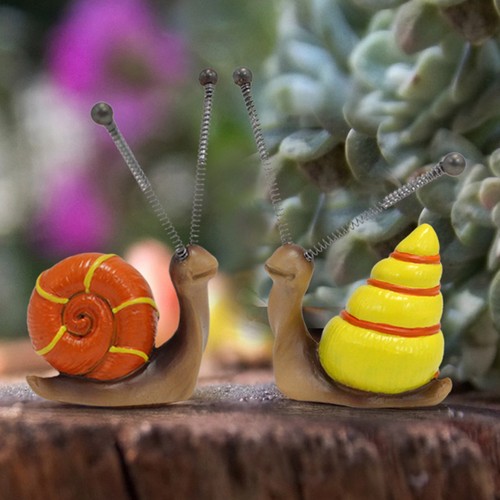 Mini Snail Decoration Small Snail Figurine Lifelike Adorable For Garden - Picture 1 of 24