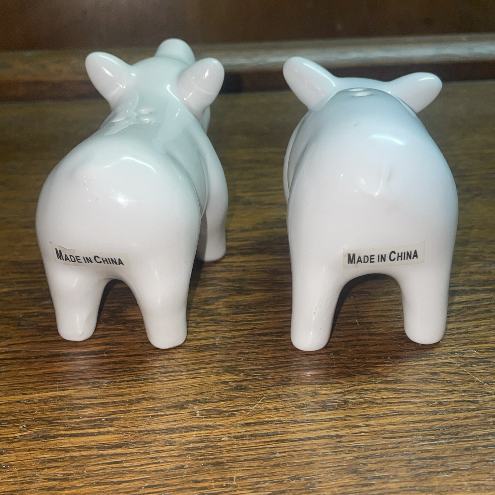 Salt & Pepper Shakers Pig White Milk Ceramic Glass Stoppers